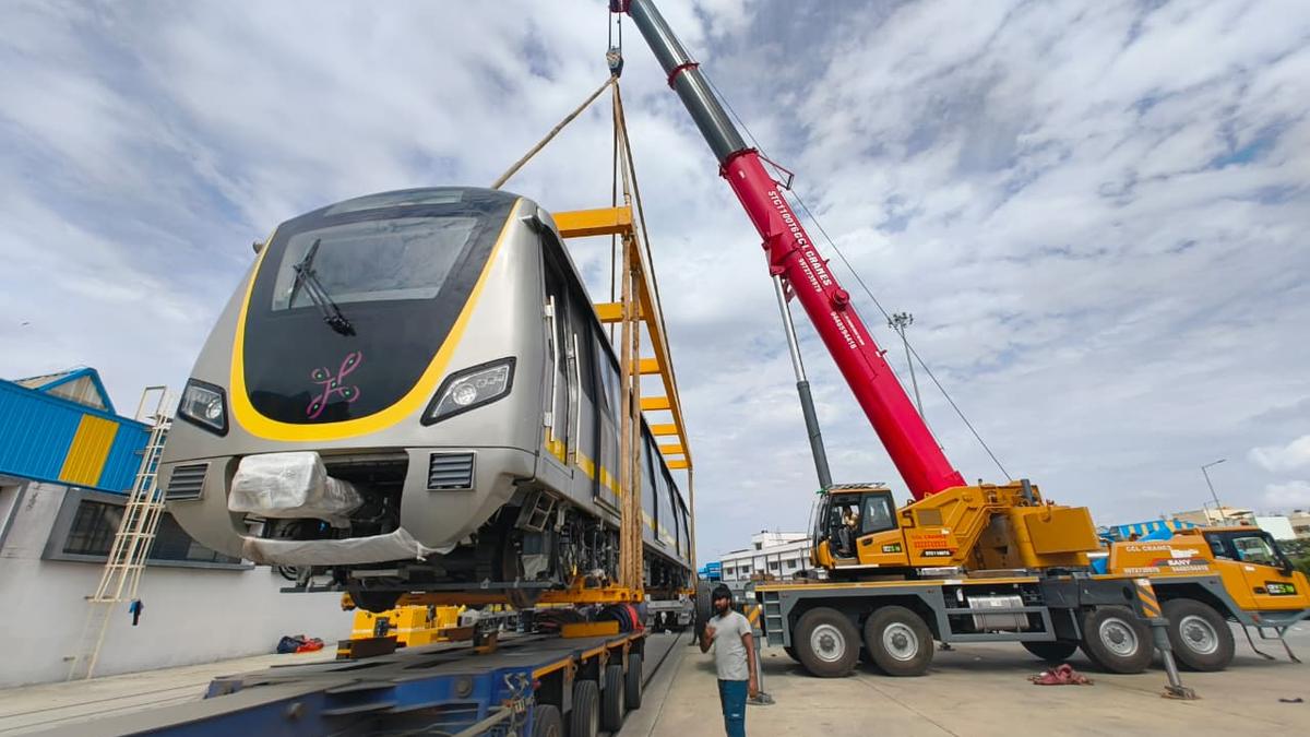Kereta ke-14 untuk Jalur Kuning dikirim ke Metro Namma di Bengaluru, satu pengiriman lagi menunggu sebelum pengerahan armada penuh
 | beritakitanih