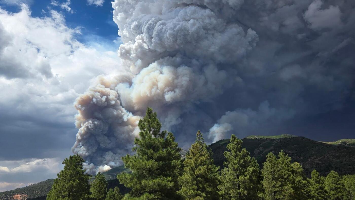 Ketakutan dan harapan di Utah di bawah bayang-bayang kebakaran hutan terbesar di Amerika
 | beritakitanih