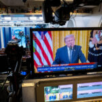 Obsesi Trump yang Membebani Demokrasi
 | beritakitanih
