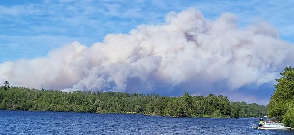 Perintah evakuasi diperluas untuk kebakaran hutan yang terjadi di timur laut Ely
 | beritakitanih