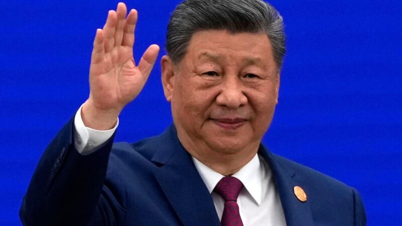 Presiden Tiongkok Xi menyerukan peningkatan upaya global dalam bidang AI, seiring dengan pembatasan yang dilakukan AS yang menekan akses teknologi Tiongkok
 | beritakitanih