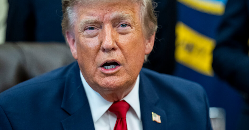 Rencana Trump untuk Membebankan Tarif Tol di Selat Hormuz: Yang Perlu Diketahui
 | beritakitanih