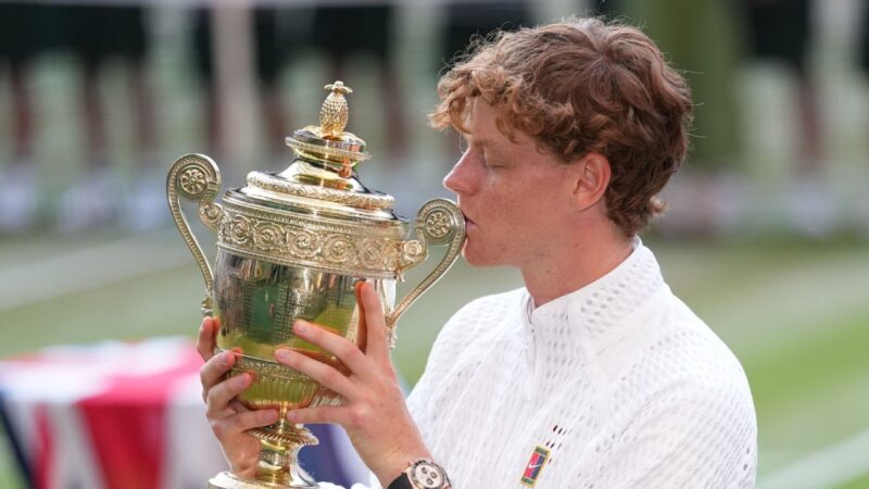 Sinner dispatches Zverev, defends Wimbledon title
 | beritakitanih