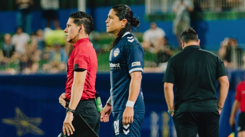 📸 'Ted Lasso' actor makes USL debut
 | beritakitanih