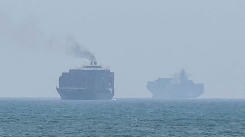 Trump mengatakan AS kembali memblokade Iran dan akan membebankan biaya pada kapal di Hormuz
 | beritakitanih